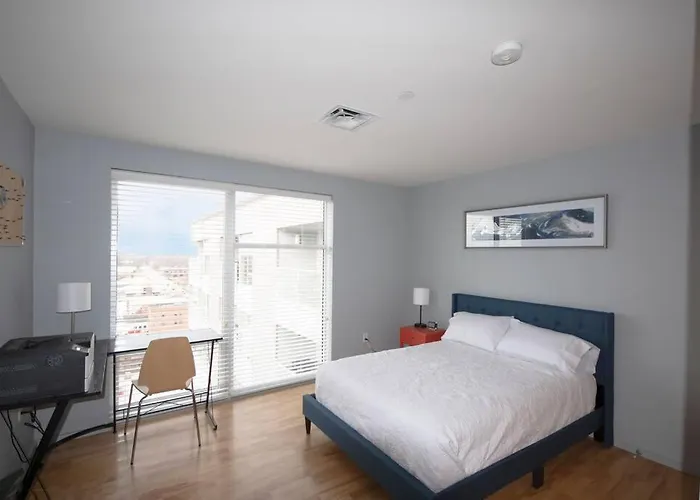 Luxury In Downtown Apartment